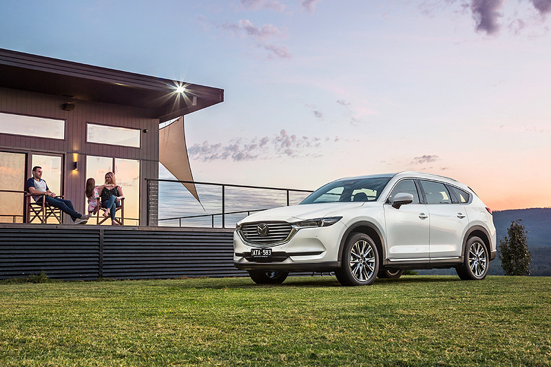 C:\Users\Jialing\Desktop\20190403\20190403\639-Car Guide\CX-8-half\bCyt816v4pskajE1.jpg