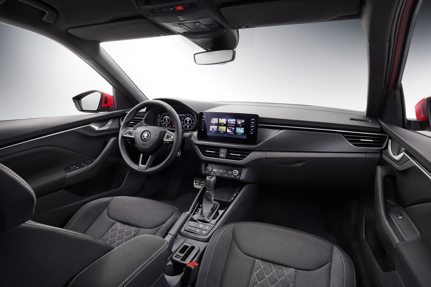 C:\Users\Jialing\Desktop\20190403\20190403\639-Car Guide\Kamiq-full\5c75074bec05c4823c00007c.jpg