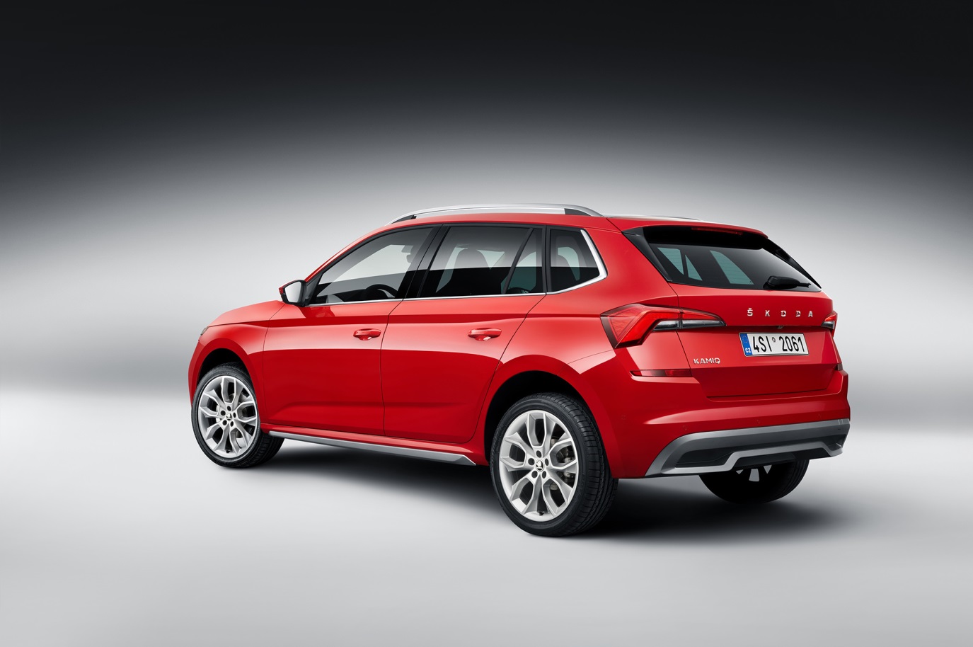 C:\Users\Jialing\Desktop\20190403\20190403\639-Car Guide\Kamiq-full\5c75033dec05c41a6b000016.jpg