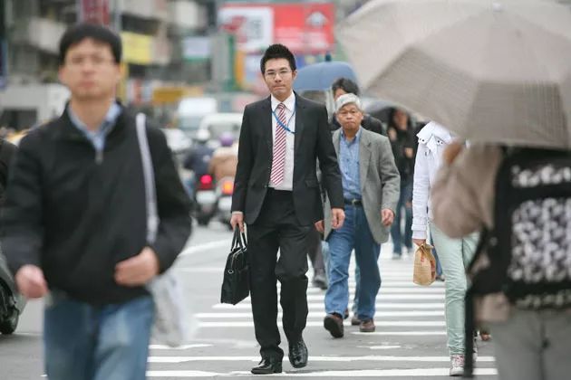 https://mmbiz.qpic.cn/mmbiz_jpg/XIo5icAdibUPJk04iaS3jE8yxCvgX991e9iaywOcGZhcg3UQQ9eRRHV9NqhU9mdZ4HaHlz57Uibcd2zdBj2icm6SH5tA/640?wx_fmt=jpeg