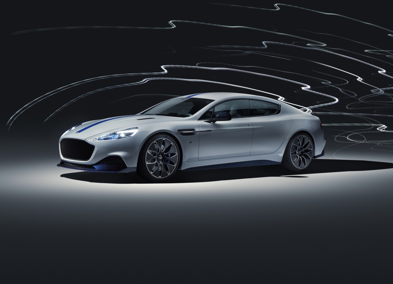 C:\Users\Jialing\Desktop\20190508\Car Guide\am-half\5cb56c88ec05c48d6f000024.jpg