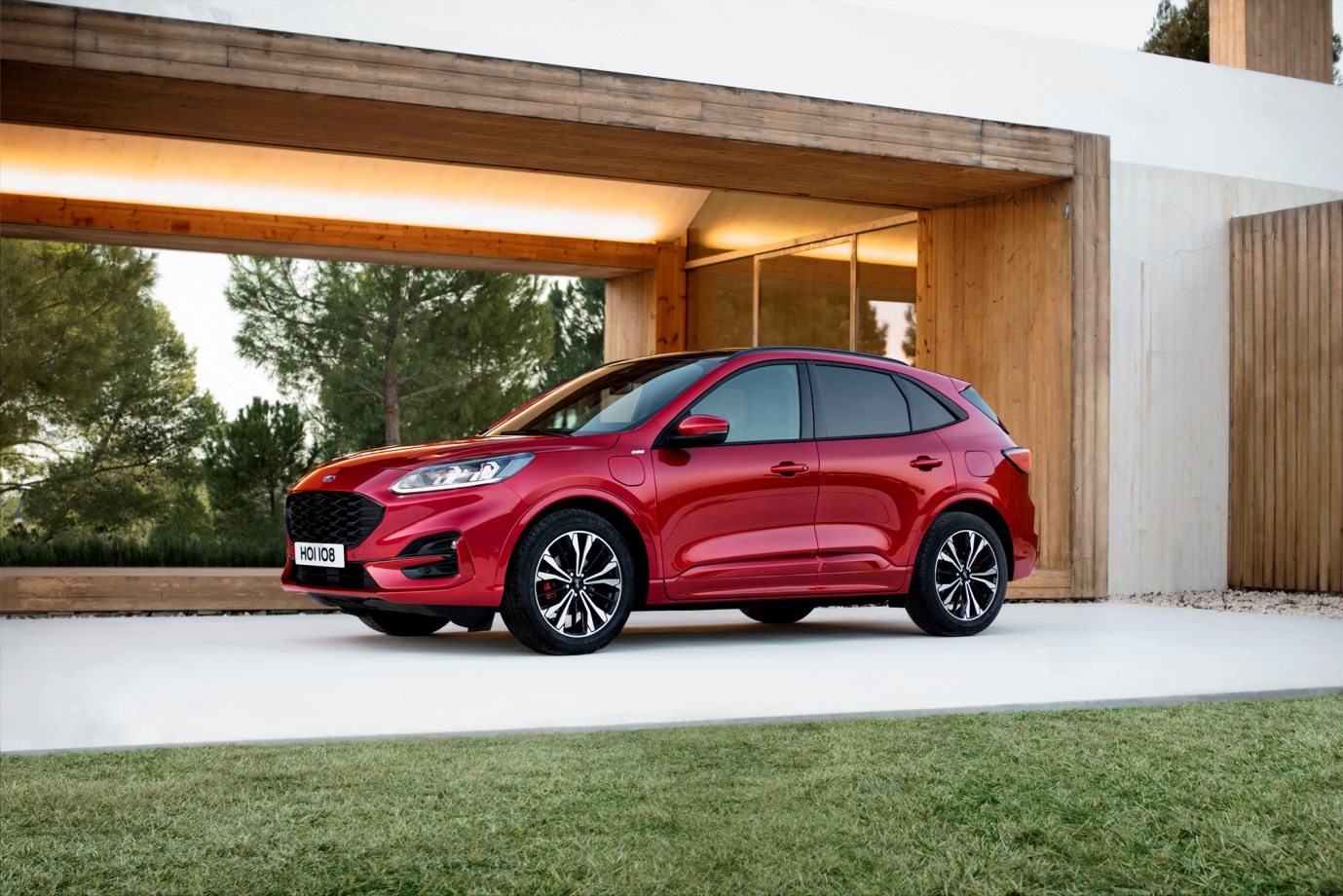 D:\20190424\Car Guide\kuga-half\5ca38301ec05c4035a000030.jpg