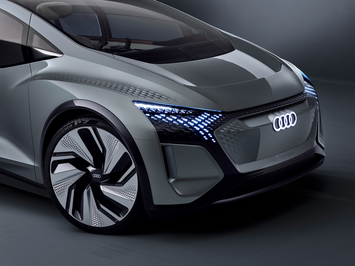 D:\20190501\20190501\Car Guide\audi ai\5cb43312ec05c484600000e0.jpg