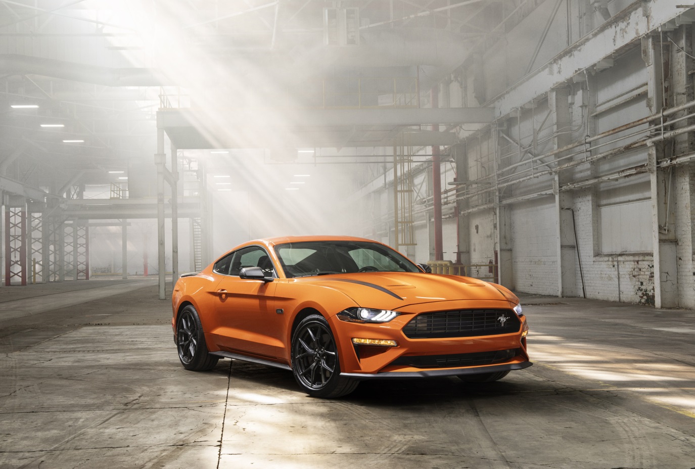 D:\20190501\20190501\Car Guide\mustang\5cb4a44eec05c4a9780001c0.jpg