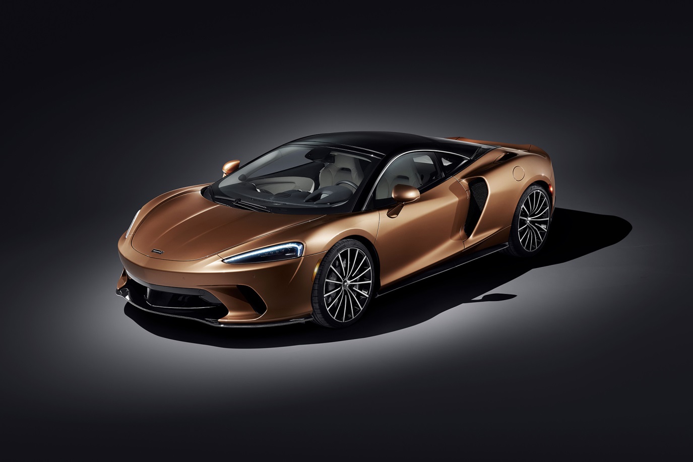 C:\Users\Jialing\Desktop\20190529\Car Guide\McLaren GT-full\5cdc078bec05c4755b00006b.jpg