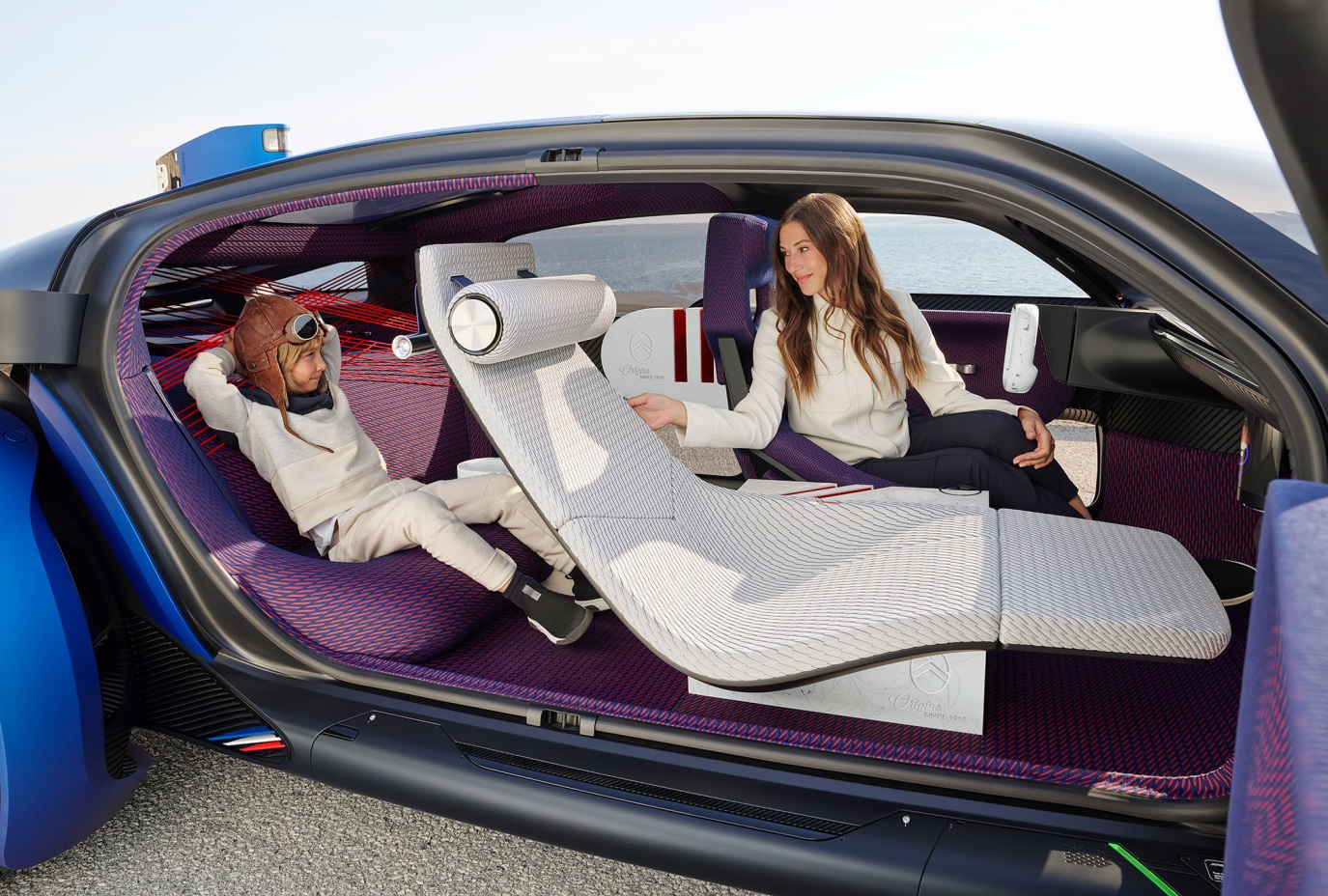 C:\Users\Jialing\Desktop\20190605\Car Guide\19-half\5cd9684bec05c40e680000fa.jpg