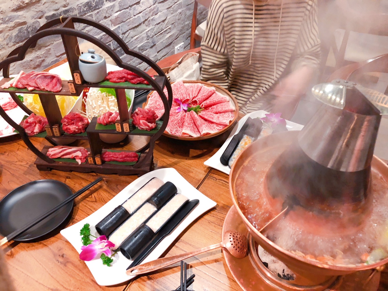 Z:\650-20190622\Final\B Section\B10\胡同涮肉_Hutong.jpg