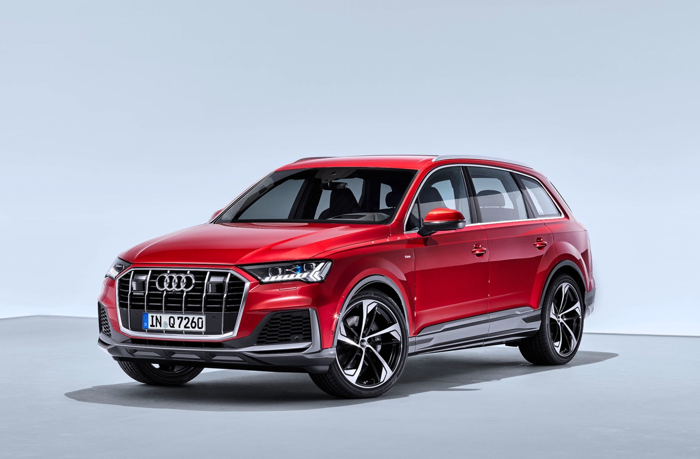 C:\Users\Jialing\Desktop\Renee 給墨爾本文章 7月23日周三\發給墨爾本20190717周三\車\Car Guide\SQ8\5d021b95ec05c4e3760000b9.jpg