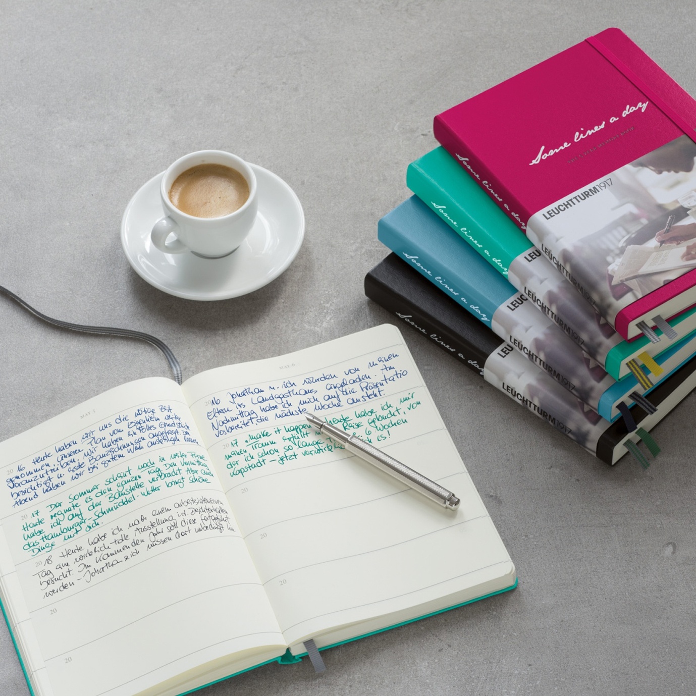https://www.leuchtturm1917.us/media/catalog/product/cache/5/thumbnail/9df78eab33525d08d6e5fb8d27136e95/8/0/some-lines-a-day-the-5-year-memory-book-1.jpg