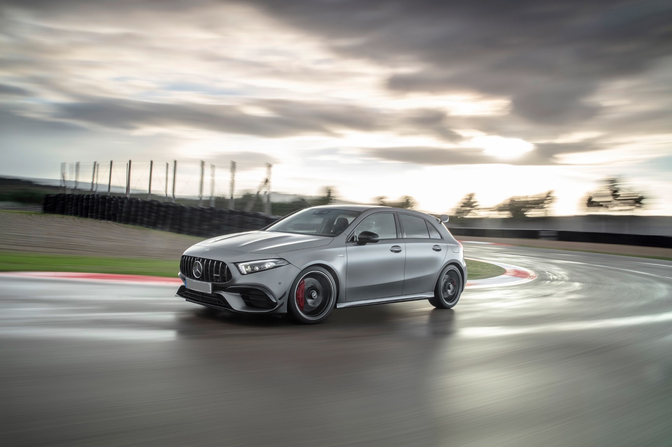 Z:\655-20190727\Final\B Section\B37-40 car guide\AMG A45\5d1e194bec05c48e55000117.jpg