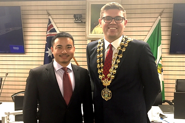 悉尼萊德副市長周碩Simon Zhou。（圖片來源：萊德政府官網）