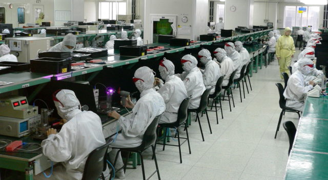台企富士康科技集團位於深圳市的廠房。（圖片來源：Steve Jurvetson/Wikimedia Commons/CC BY 2.0）