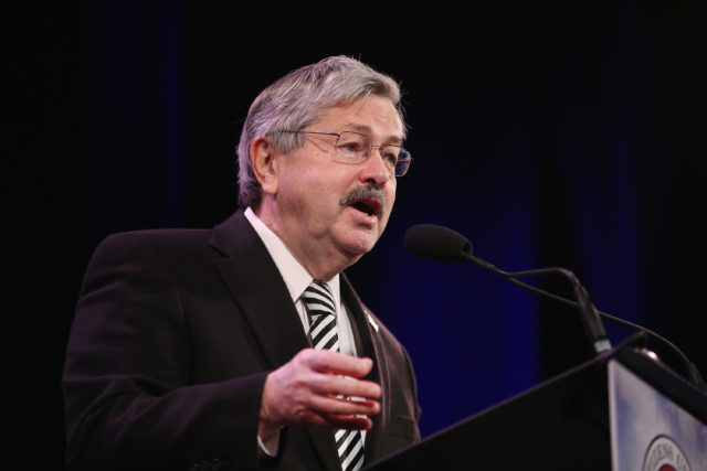 美國駐華大使布蘭斯塔德（Terry Branstad）圖片來源： Scott Olson/Getty Images
