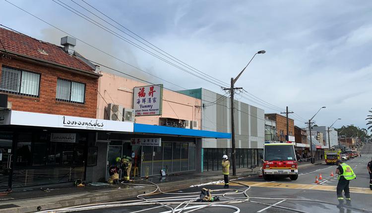 位於悉尼Beverly Hills區的一間餐館發生火災