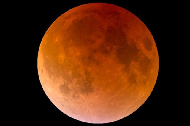 超級血月,Total lunar eclipse